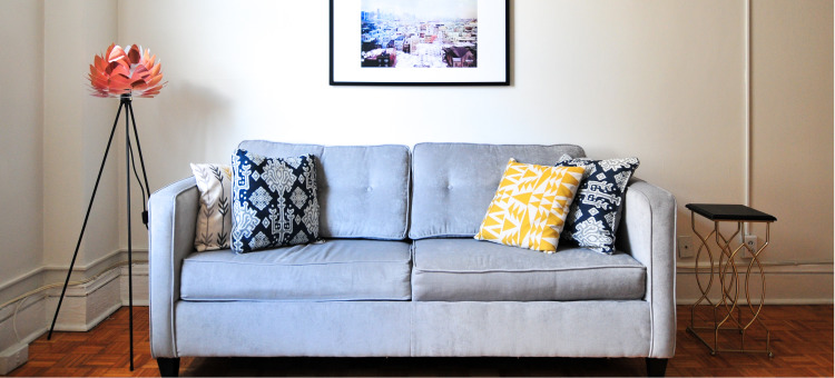 Living room sofa color Feng Shui taboo what color sofa to gather money